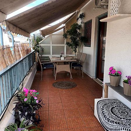 V&K Apartment Athena Bagian luar foto