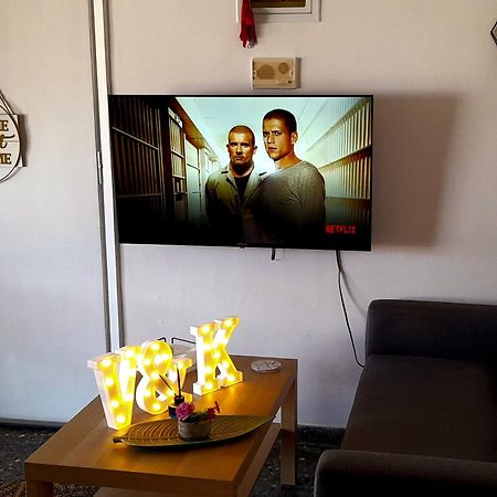 V&K Apartment Athena Bagian luar foto